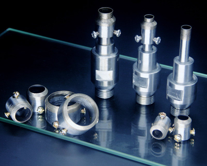 모든 종류의 유리에 적합한 유리 연마 분말로 유리 표면 연마가 쉬워졌습니다.